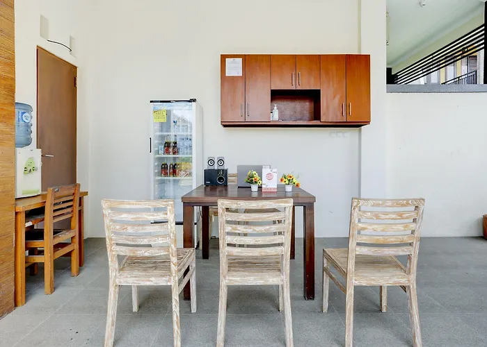 Hotel O March 67 2*